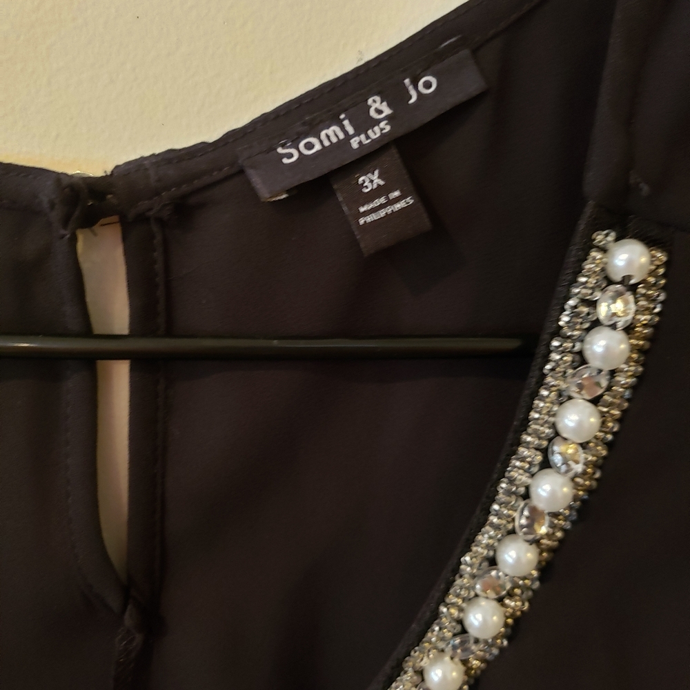 Chiffon Rhinestone Tank - Picture 4 of 4